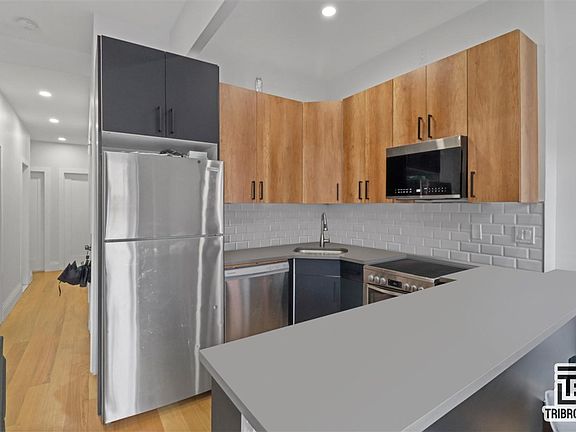 4th image of 123 Mulberry St #7