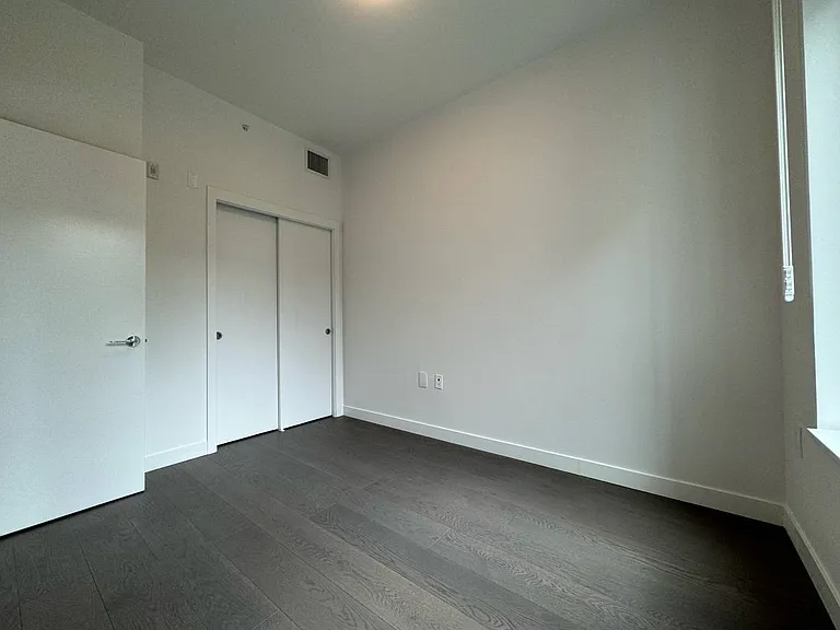 5168 Cambie St #213 — Photo 10