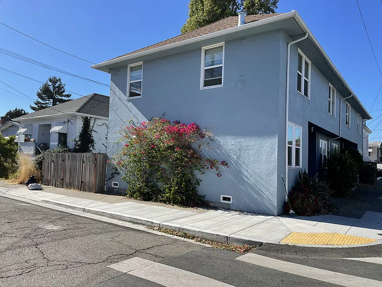 5753 Los Angeles St — Photo 13
