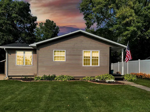 224 S Bankson St, Saint Louis, MI 48880