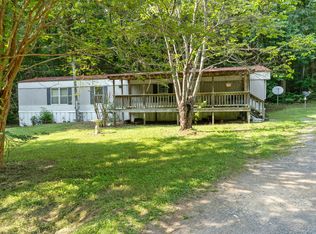 207 Curtis Dr NW, Charleston, TN 37310