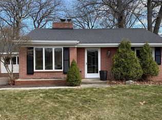 3318 Riverside Dr, Port Huron, MI 48060