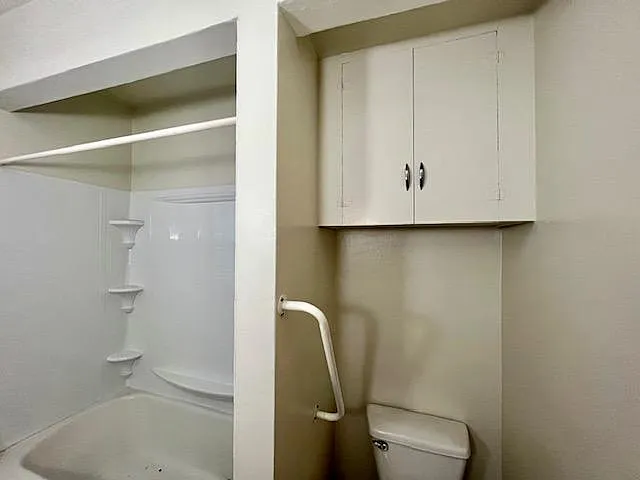 610 Washington St #4 — Photo 11