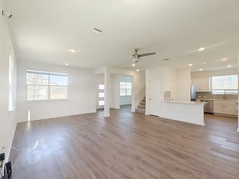 7417 Sagira Path — Photo 6