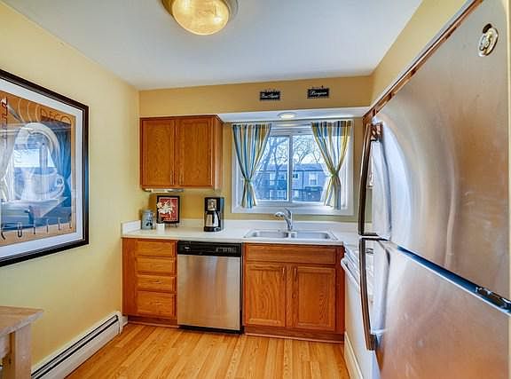 5th image of 301 N Carter St Unit 101