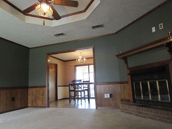 5th image of 1240 Steens Creek Dr