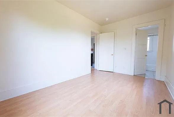 720 King Ave — Photo 7