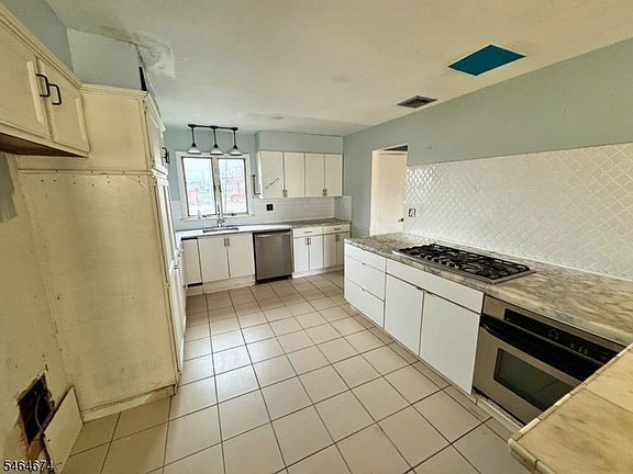 4th image of 43 Hope St