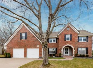 7502 El Monte Cir, Prairie Village, KS 66208