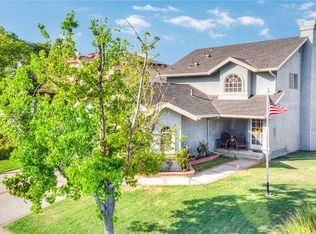 28932 Raintree Ln, Santa Clarita, CA 91390