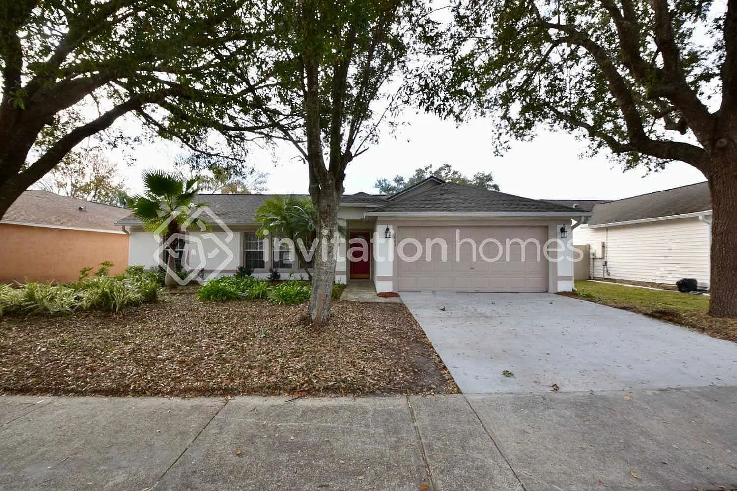 1043 W Riviera Blvd Oviedo, FL 32765 — Photo 1