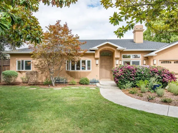 484 Panchita Way, Los Altos, CA 94022