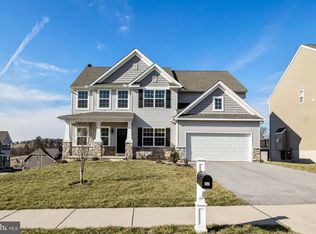 701 Seaton Dr, York, PA 17402