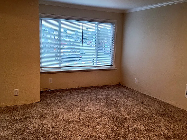 6230 3rd St #1 — Photo 2