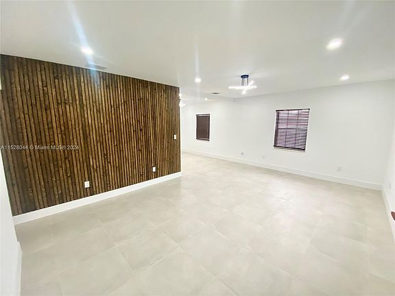 2nd image of 340 Tamiami Blvd