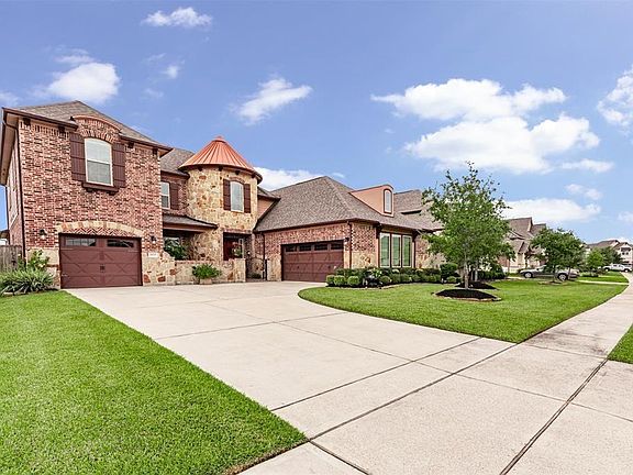 3rd image of 20315 Everwood Green Ln