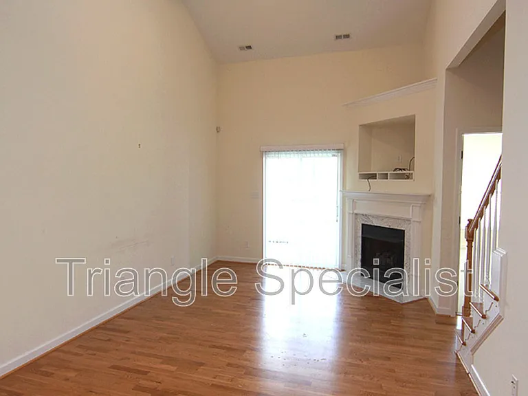 7236 Aquinas Ave — Photo 4
