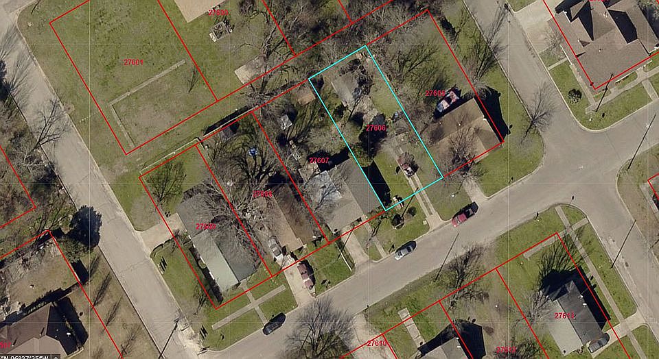 1st image of 816 E 6th Ave