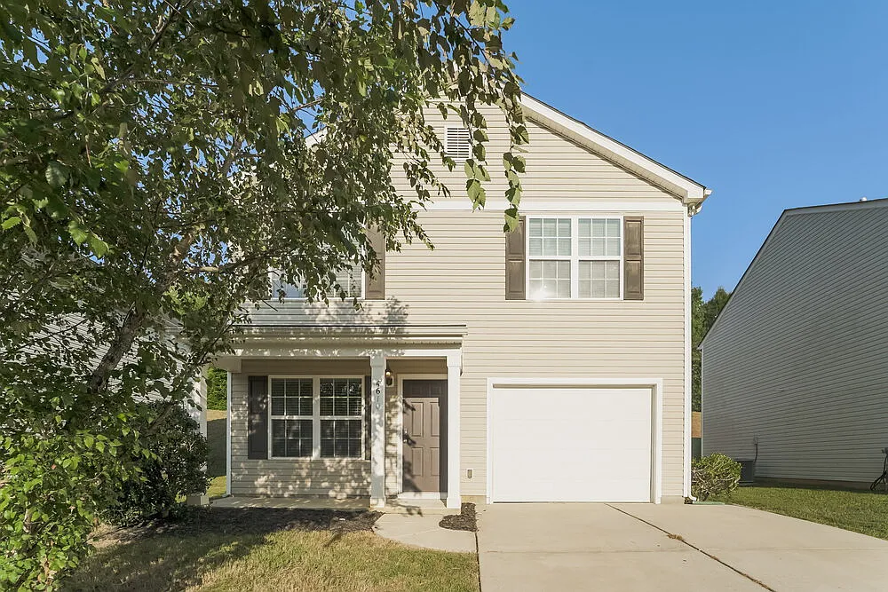 3 bed, 2.5 bath, 1745 sqft, $2,035 — Photo 1
