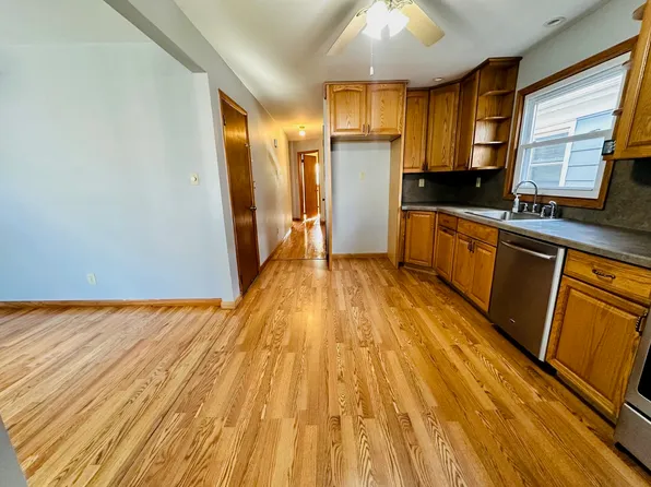 126 West 25th Street image 6 of 11