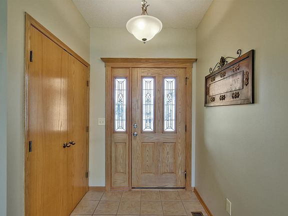 4th image of 3104 N Country Lane Ct