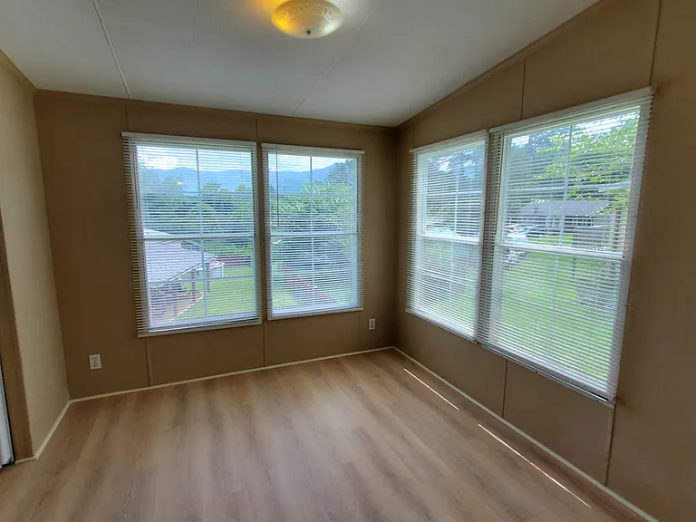 36 Lake Eden Cir — Photo 11