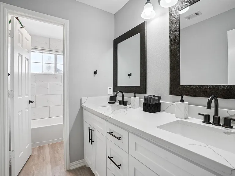 2401 Scarlet Oak Dr — Photo 31