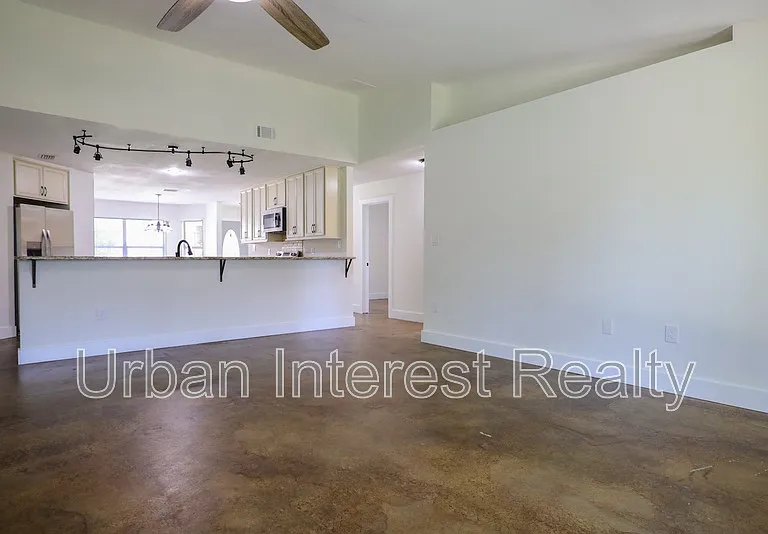 4658 Sunsail Cir — Photo 7