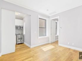 252 W 76th St, New York, NY