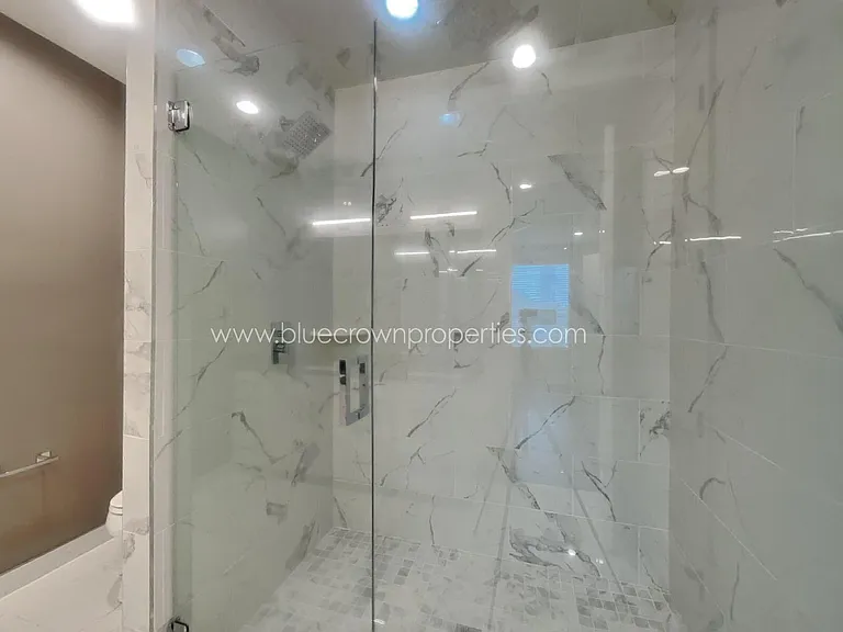 1625 Hickory St #105 — Photo 10