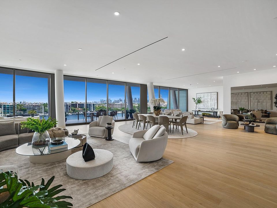1st image of 5 Grove Isle Dr #Penthouse L05