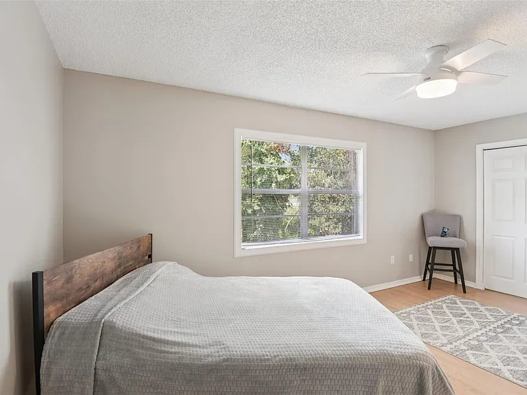 5615 67th Ave N #322 — Photo 12