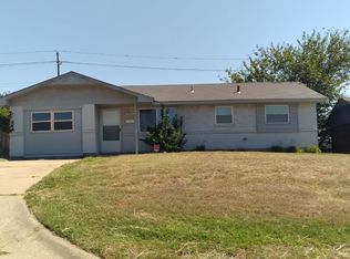 431 NW 53rd St, Lawton, OK 73505