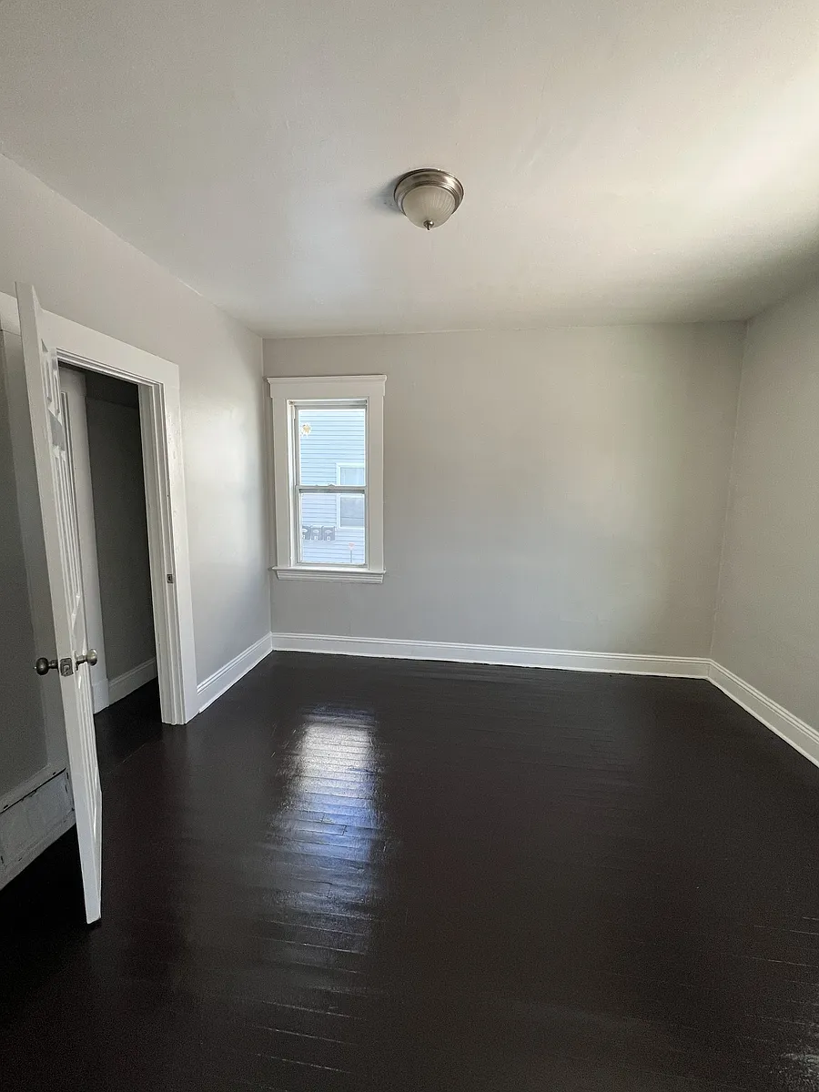 Building Photo - 2154 Dowd Ave #1