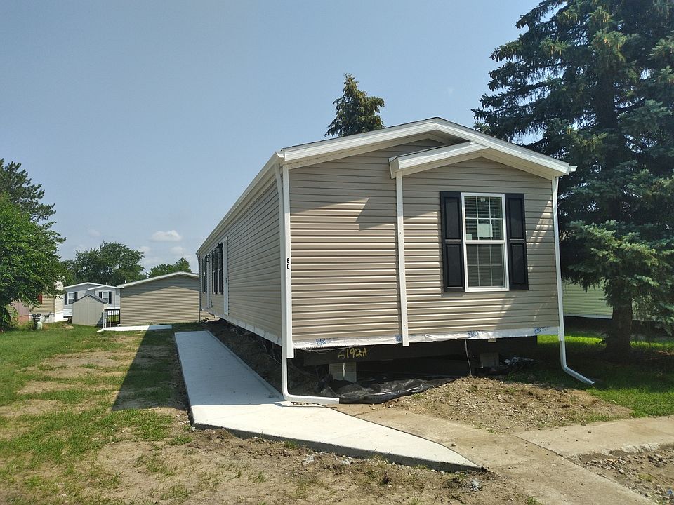 1st image of 60 Grant Dr #218