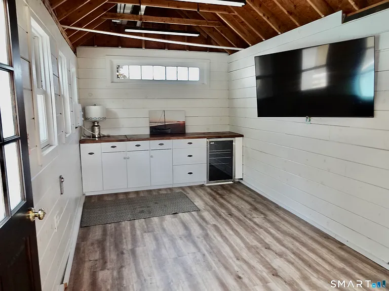 84 Sherman Ct — Photo 33