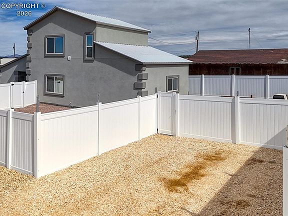 5th image of 74 James Ave