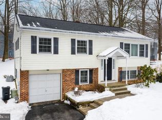 319 Colonial Dr, Exton, PA 19341