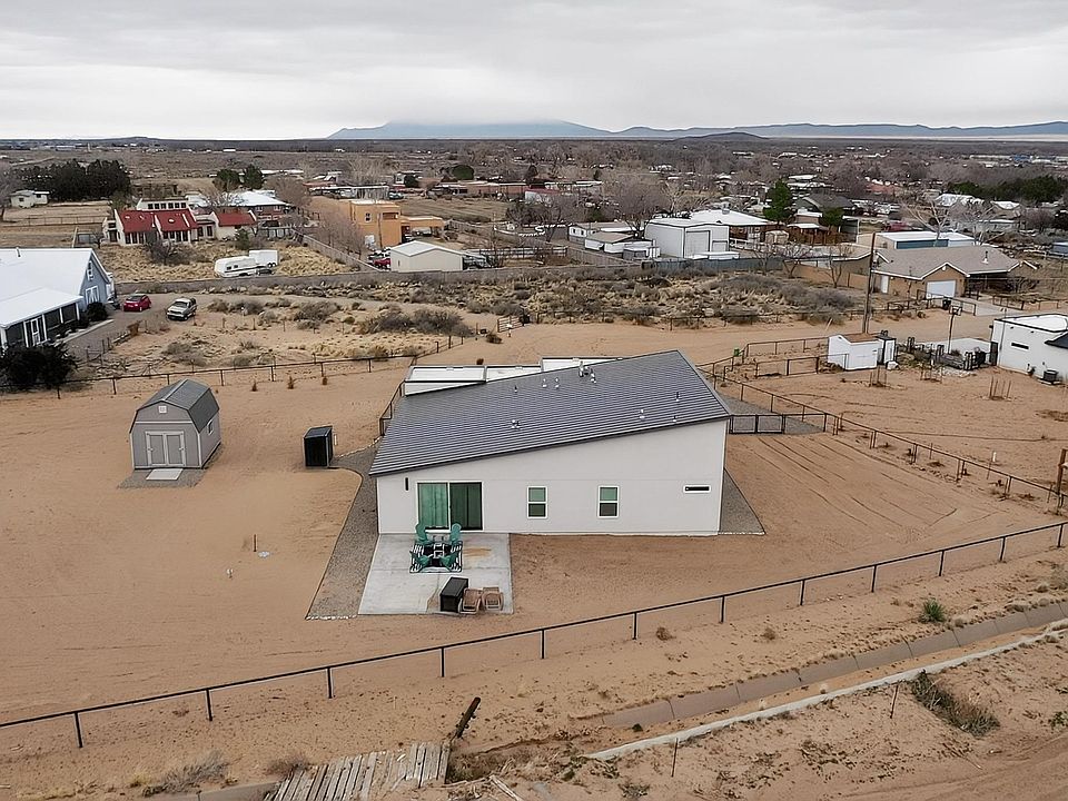 1st image of 8 Mesa Del Norte