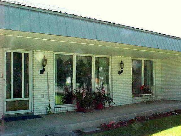 2nd image of 2202 Balboa Dr
