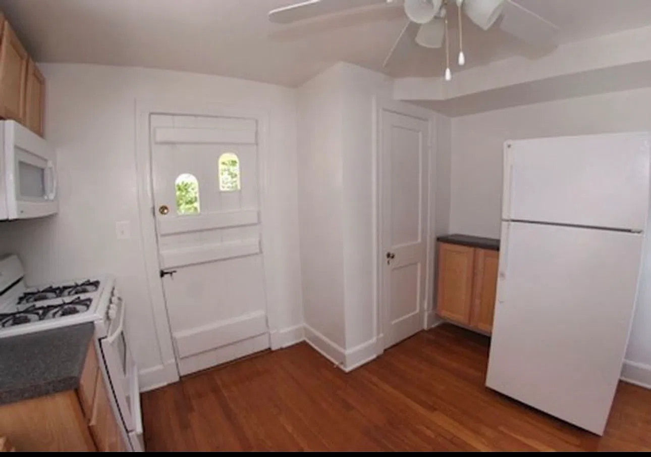 2 bed, $1,995 — Photo 4