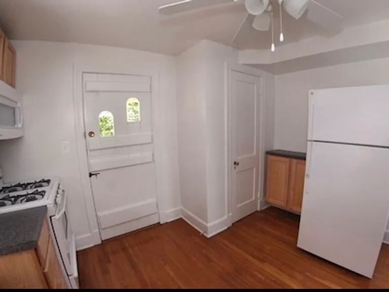 215 Culpeper St #A — Photo 4