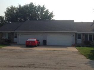 2322 N Skylark Dr, Appleton, WI 54914