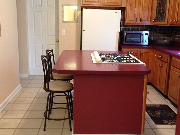 4th image of 727 Melwood Dr NE