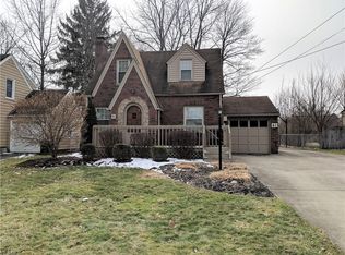 61 Renwick Dr, Poland, OH 44514