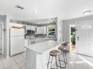 (Undisclosed Address), Naples, FL 34103