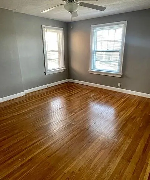 1689 Glenn Ave — Photo 8