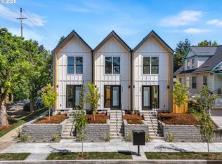 203 NE Going St #1, Portland, OR 97211