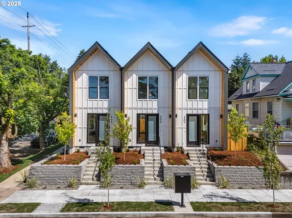 203 NE Going St #1, Portland, OR 97211