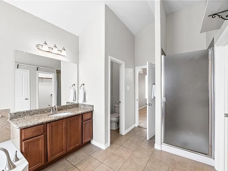 3381 Vineyard Trl — Photo 16